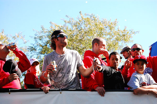 Illustration for article titled Dispatches From The Phillies Victory Parade